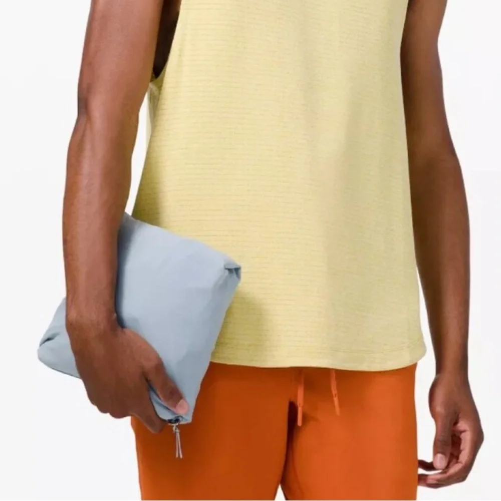 Lululemon Warp Light Jacket Packable Light Blue - Picture 6 of 6